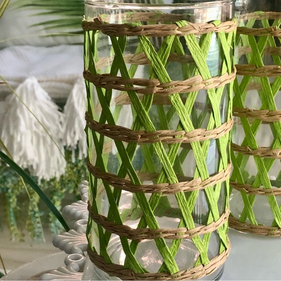 New! Glass Hurricane Vase With Limon Green & Natural Rattan - Picture 2 of 6
